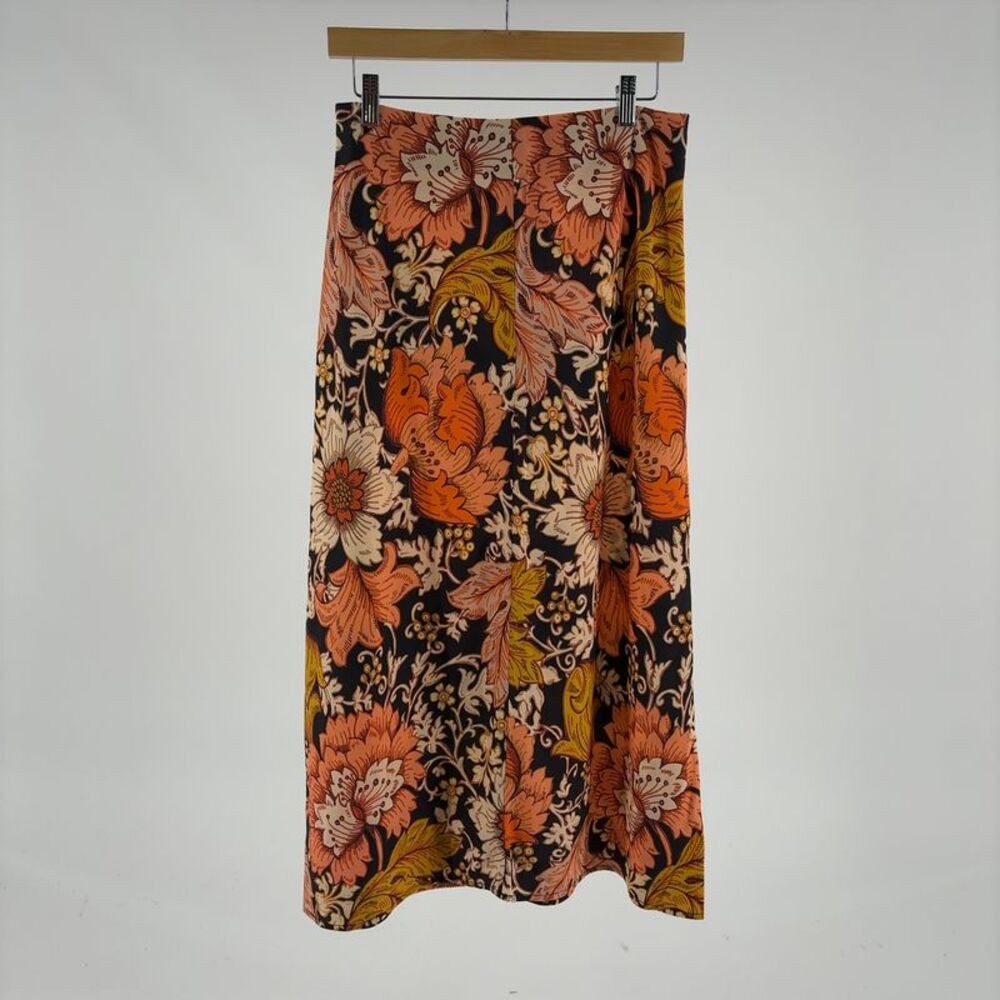 J. McLaughlin Silk Blend Skirt in City Garden
